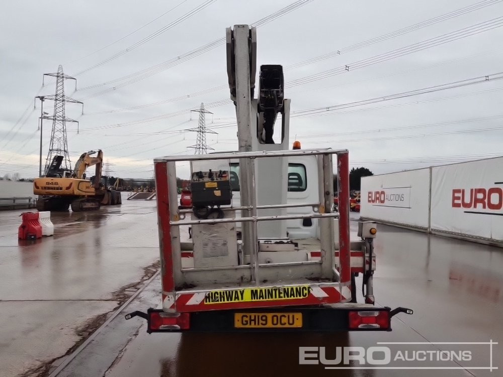 2019 Iveco 6 Speed Access Platform Van, Stabilsers, Multitel MZ250 Articulated Telescopic Boomlift, (Damaged Boom) (Reg. Docs. Available) - 승합차 : 사진 4 2019 Iveco 6 Speed Access Platform Van, Stabilsers, Multitel MZ250 Articulated Telescopic Boomlift, (Damaged Boom) (Reg. Docs. Available) - 승합차 : 사진 4