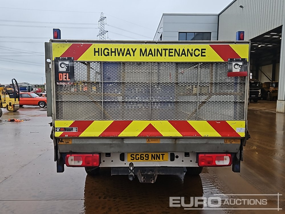 2019 Volkswagen Crafter CR35 - 플랫베드 밴 : 사진 4 2019 Volkswagen Crafter CR35 - 플랫베드 밴 : 사진 4