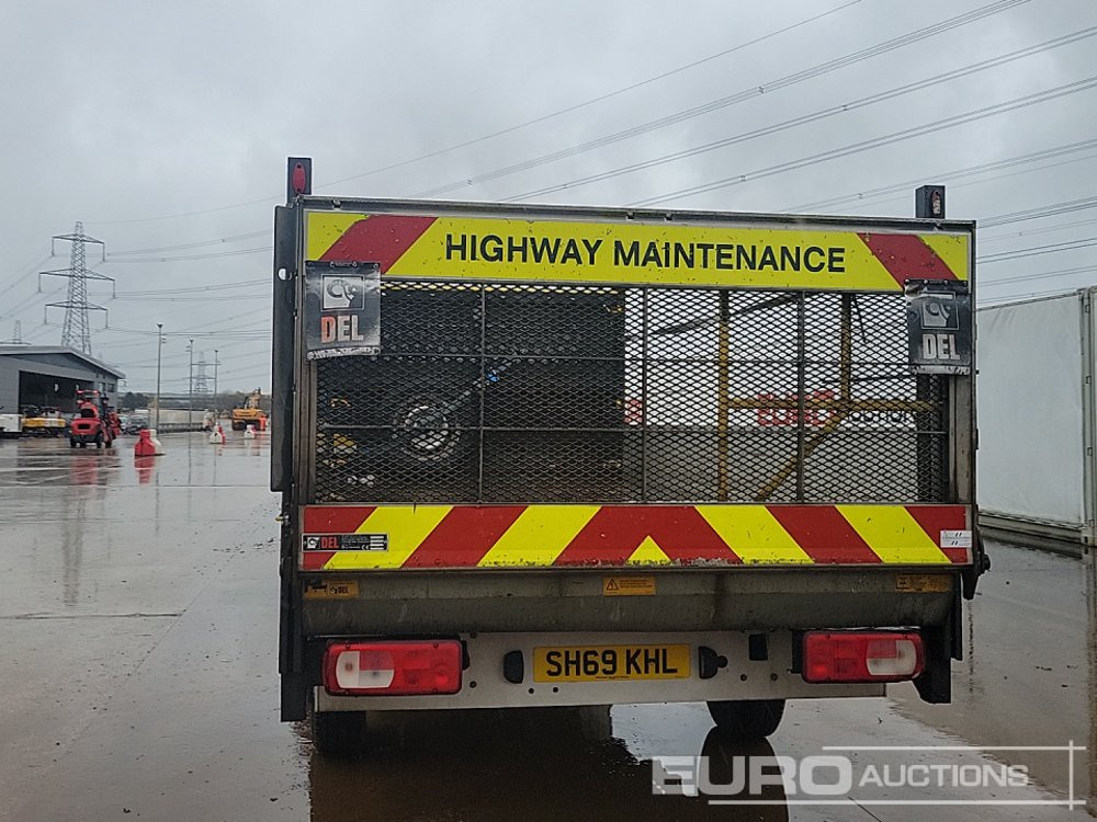 2019 Volkswagen Crafter CR35 - 플랫베드 밴 : 사진 4 2019 Volkswagen Crafter CR35 - 플랫베드 밴 : 사진 4