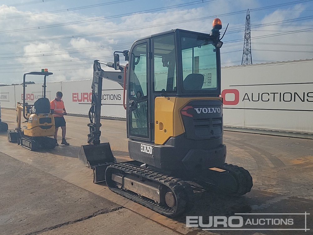2019 Volvo ECR25D - 미니 굴삭기 : 사진 3 2019 Volvo ECR25D - 미니 굴삭기 : 사진 3