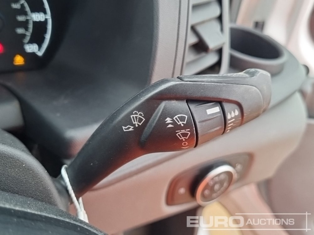 플랫베드 밴 2020 Ford Transit 350 : 사진 39