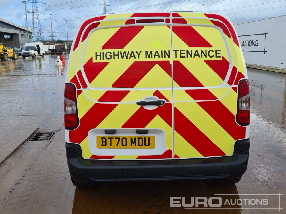 2020 Peugeot Partner Professional - 밴 : 사진 4 2020 Peugeot Partner Professional - 밴 : 사진 4