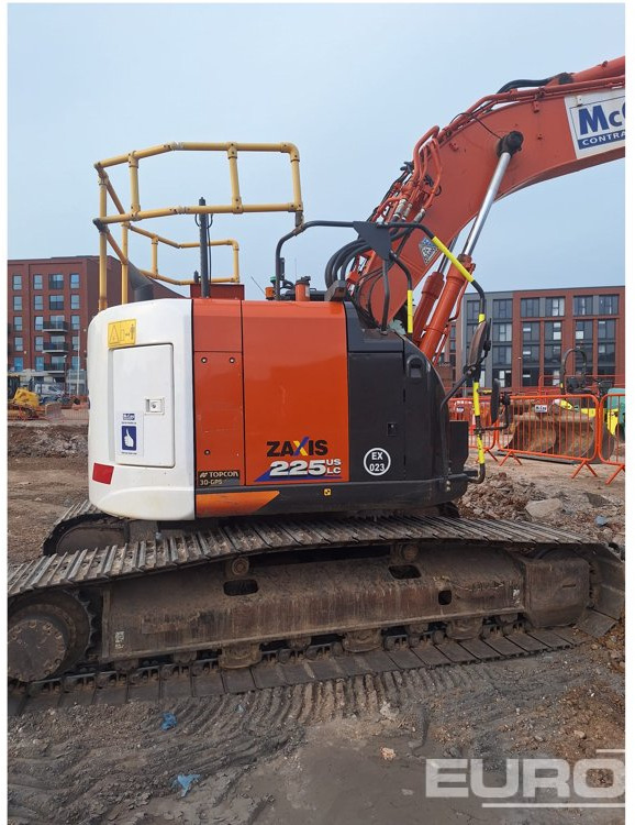 2021 Hitachi ZX225USLC-6 - 크롤러 굴삭기 : 사진 3 2021 Hitachi ZX225USLC-6 - 크롤러 굴삭기 : 사진 3