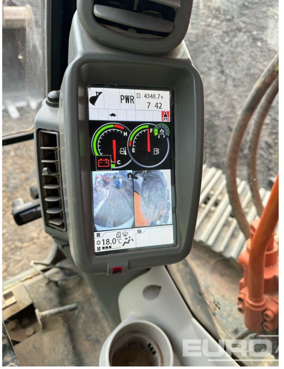 2021 Hitachi ZX225USLC-6 - 크롤러 굴삭기 : 사진 5 2021 Hitachi ZX225USLC-6 - 크롤러 굴삭기 : 사진 5