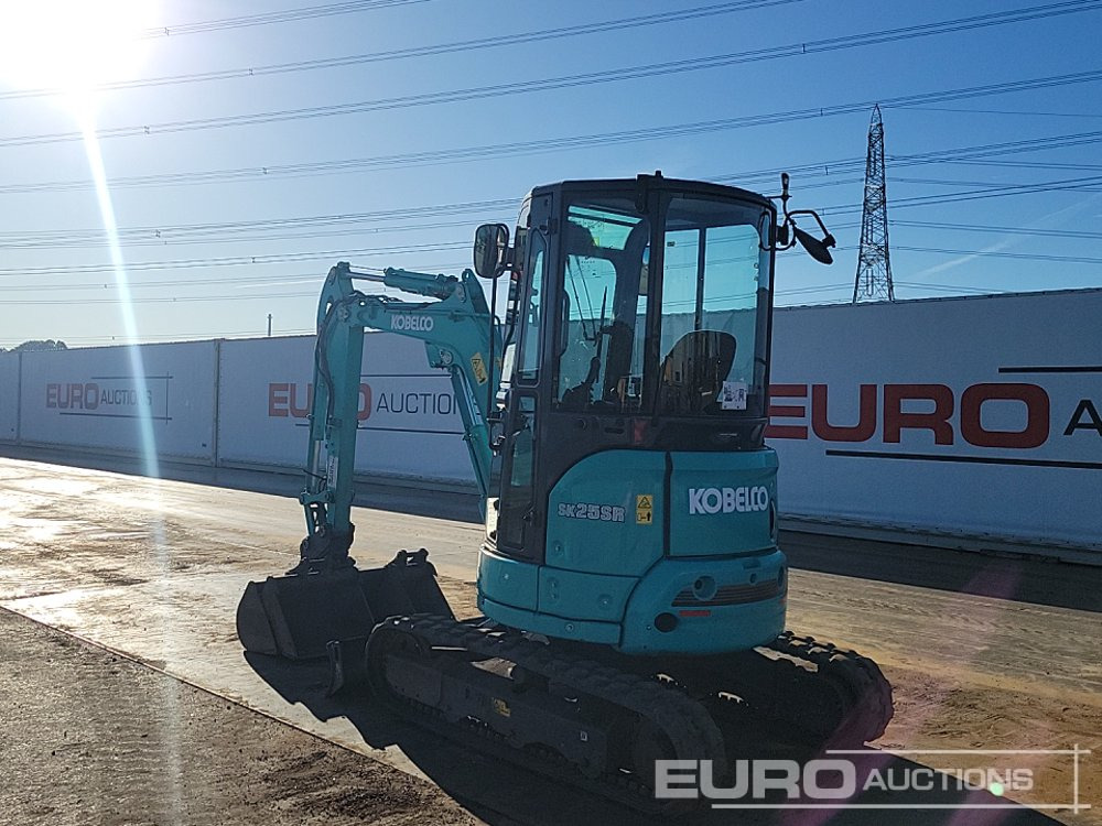 2021 Kobelco SK25SR-6E - 미니 굴삭기 : 사진 3 2021 Kobelco SK25SR-6E - 미니 굴삭기 : 사진 3