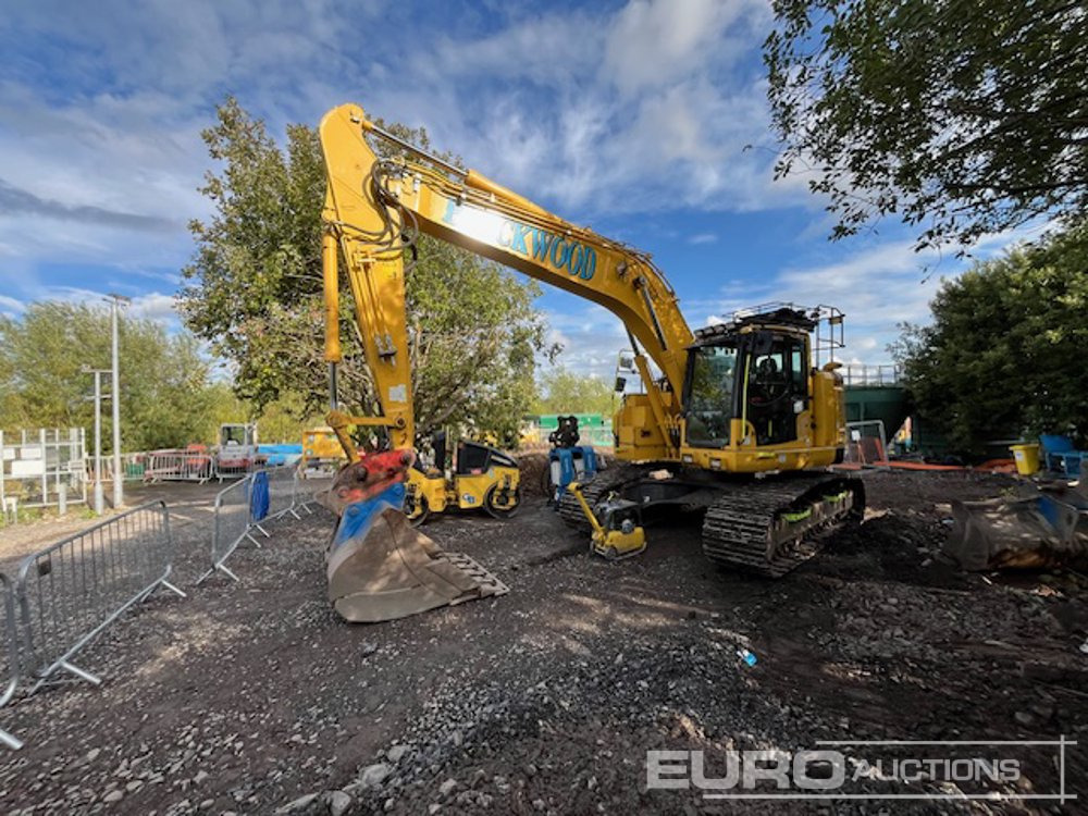 2021 Komatsu PC228USLC-11E0 - 크롤러 굴삭기 : 사진 1 2021 Komatsu PC228USLC-11E0 - 크롤러 굴삭기 : 사진 1