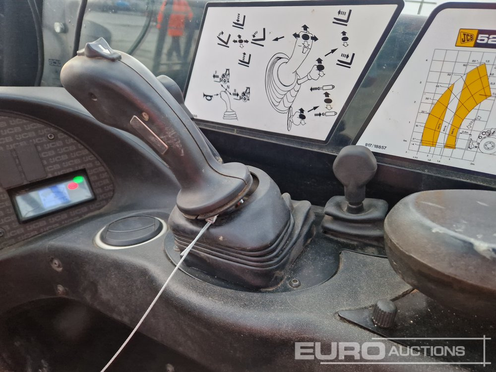 텔레스코픽 핸들러 2022 JCB 520-40 : 사진 31