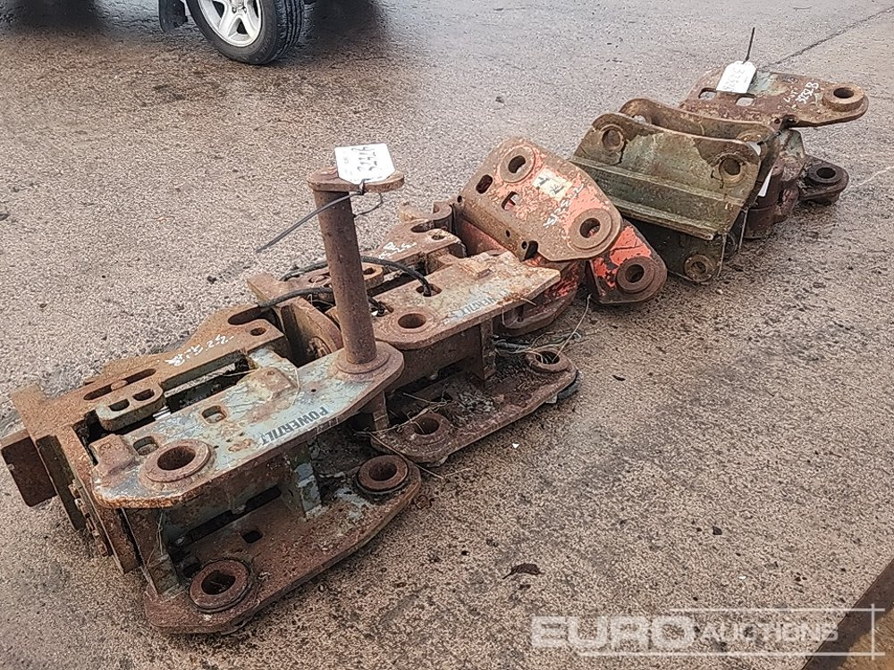 60/65mm Tilting Quick Hitch (4 of) Hitch Adaptor (1 of) - 퀵 커플러 : 사진 3 60/65mm Tilting Quick Hitch (4 of) Hitch Adaptor (1 of) - 퀵 커플러 : 사진 3