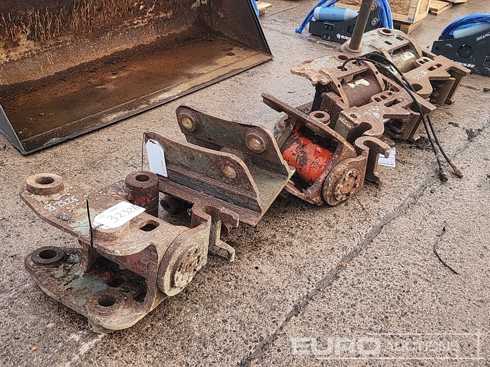 60/65mm Tilting Quick Hitch (4 of) Hitch Adaptor (1 of) - 퀵 커플러 : 사진 1 60/65mm Tilting Quick Hitch (4 of) Hitch Adaptor (1 of) - 퀵 커플러 : 사진 1