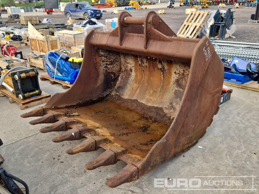68" Digging Bucket 80mm Pin to suit 20 Ton Excavator - 버킷 : 사진 1 68" Digging Bucket 80mm Pin to suit 20 Ton Excavator - 버킷 : 사진 1