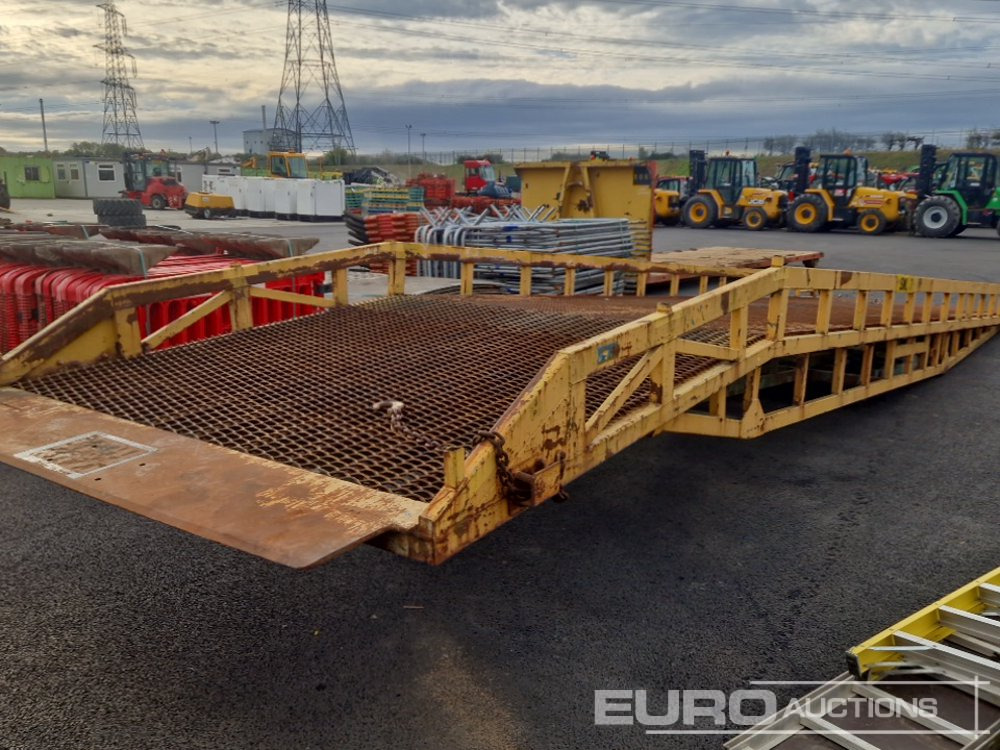 7' Loading Ramp - 로딩 램프 : 사진 1 7' Loading Ramp - 로딩 램프 : 사진 1