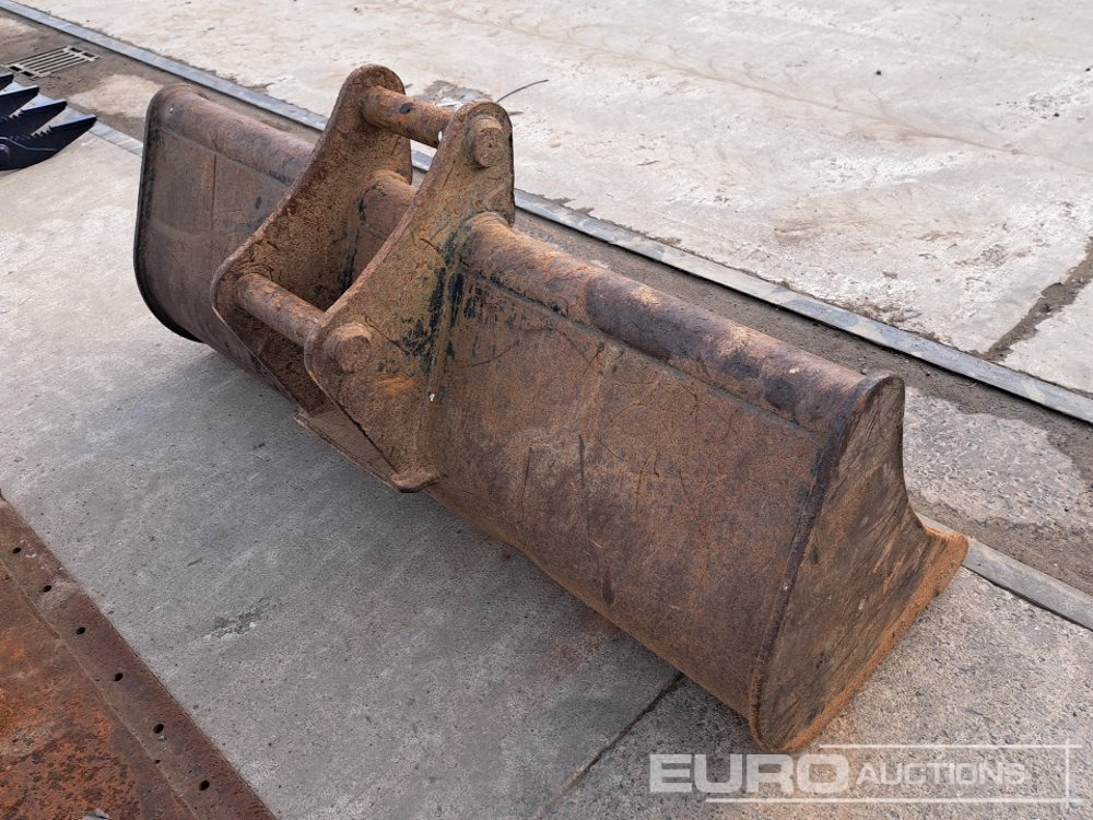 70" Ditching Bucket 65mm Pin to suit 13 Ton Excavator - 버킷 : 사진 3 70" Ditching Bucket 65mm Pin to suit 13 Ton Excavator - 버킷 : 사진 3