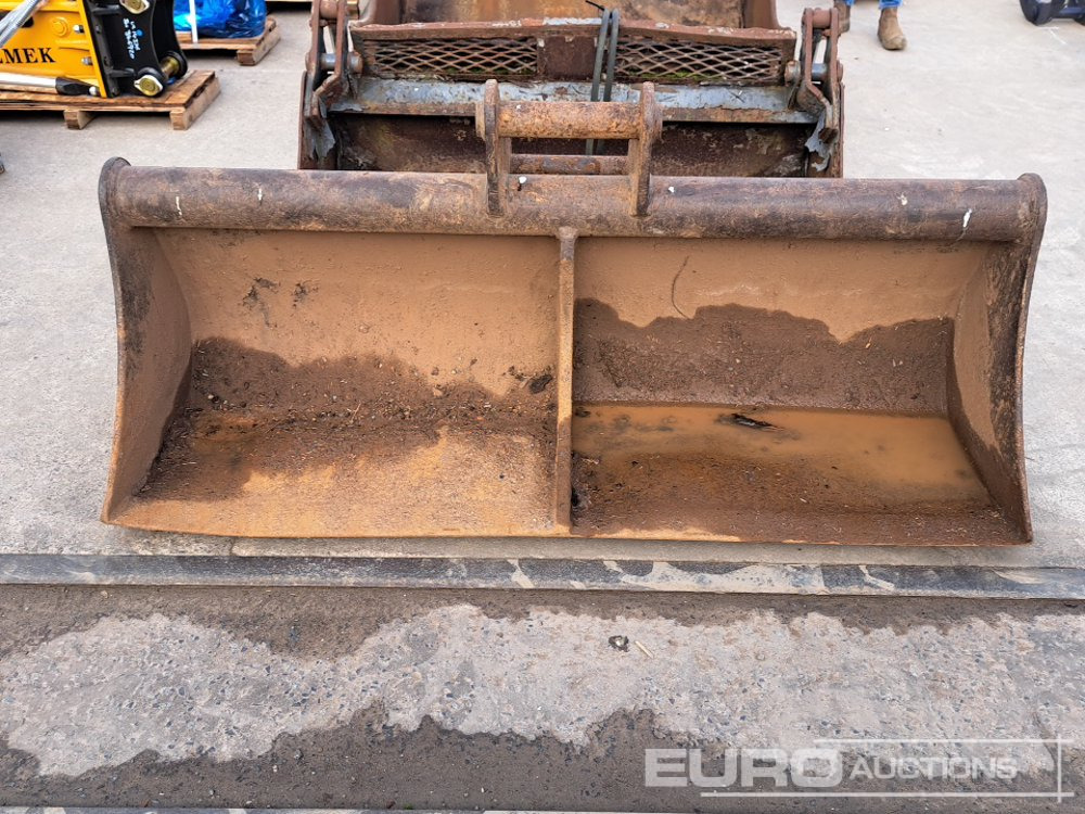 70" Ditching Bucket 65mm Pin to suit 13 Ton Excavator - 버킷 : 사진 5 70" Ditching Bucket 65mm Pin to suit 13 Ton Excavator - 버킷 : 사진 5