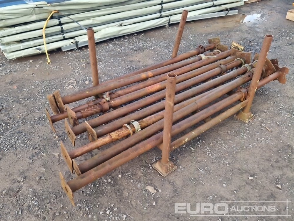 Acro Props (10 of) 10' Wooden Gate - 건설장비 : 사진 3 Acro Props (10 of) 10' Wooden Gate - 건설장비 : 사진 3