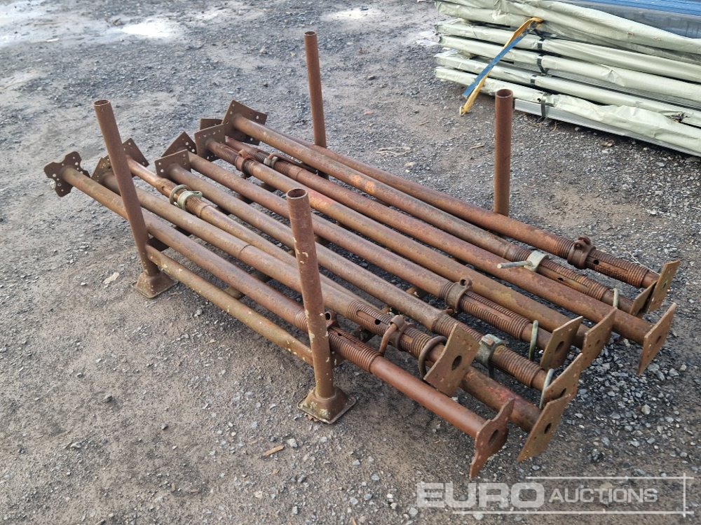 Acro Props (10 of) 10' Wooden Gate - 건설장비 : 사진 4 Acro Props (10 of) 10' Wooden Gate - 건설장비 : 사진 4