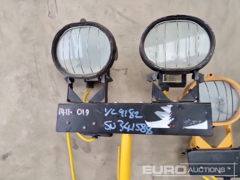 건설장비 Defender 110 Volt  Tripod Work Light (2 of) : 사진 9