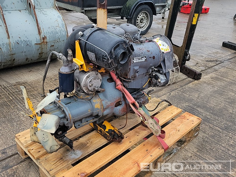 Deutz 2 Cylinder Engine - 엔진 : 사진 1 Deutz 2 Cylinder Engine - 엔진 : 사진 1