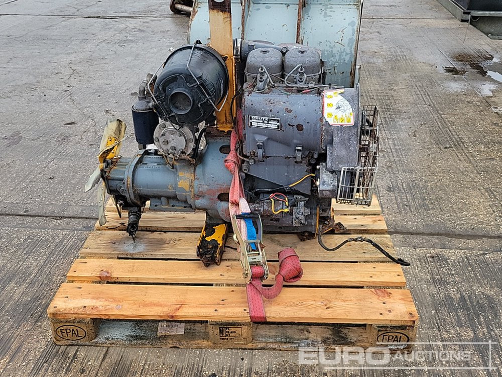 Deutz 2 Cylinder Engine - 엔진 : 사진 2 Deutz 2 Cylinder Engine - 엔진 : 사진 2