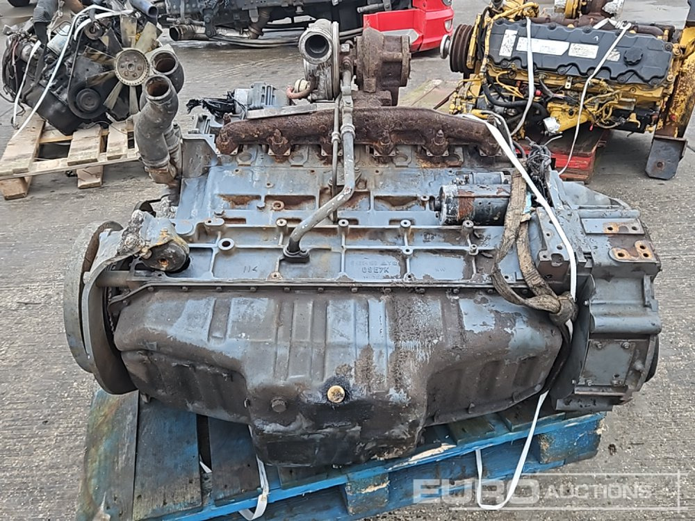 Deutz 6 Cylinder Engine - 엔진 : 사진 4 Deutz 6 Cylinder Engine - 엔진 : 사진 4