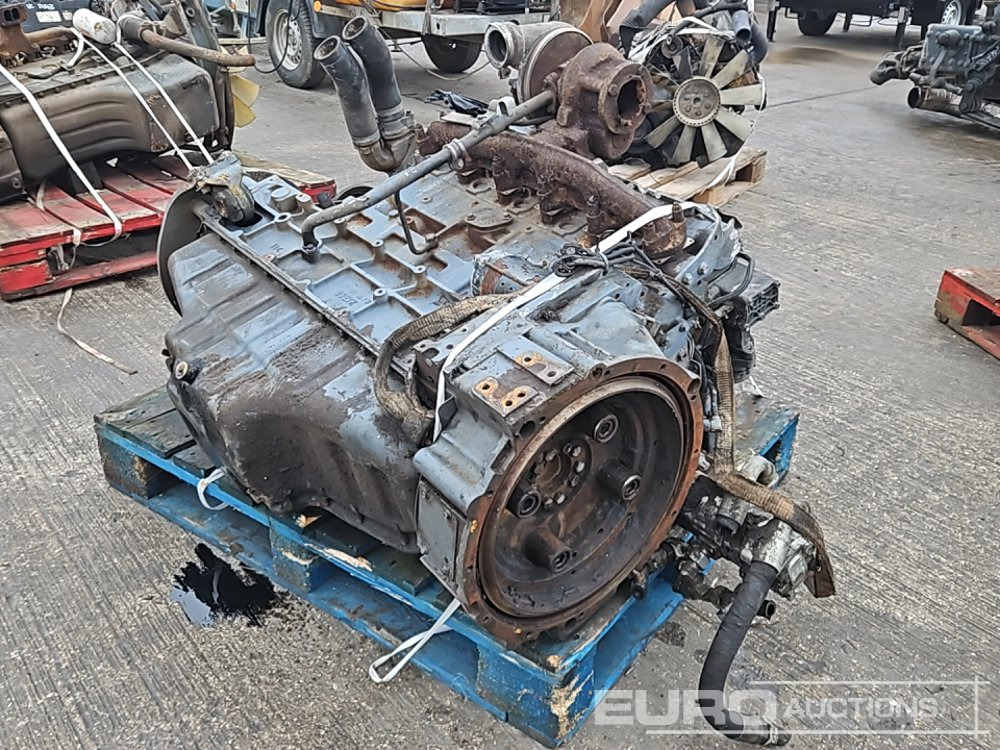 Deutz 6 Cylinder Engine - 엔진 : 사진 5 Deutz 6 Cylinder Engine - 엔진 : 사진 5