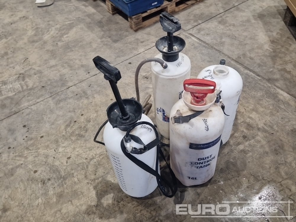 Dust Supression Tank (4 of) - 건설장비 : 사진 3 Dust Supression Tank (4 of) - 건설장비 : 사진 3