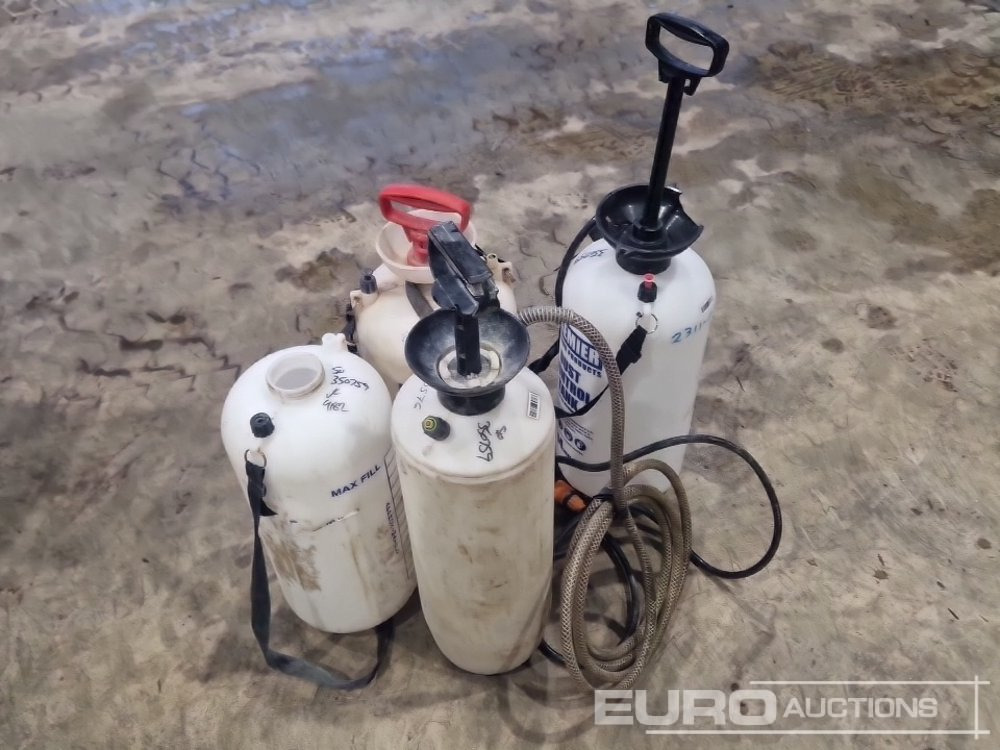 Dust Supression Tank (4 of) - 건설장비 : 사진 1 Dust Supression Tank (4 of) - 건설장비 : 사진 1