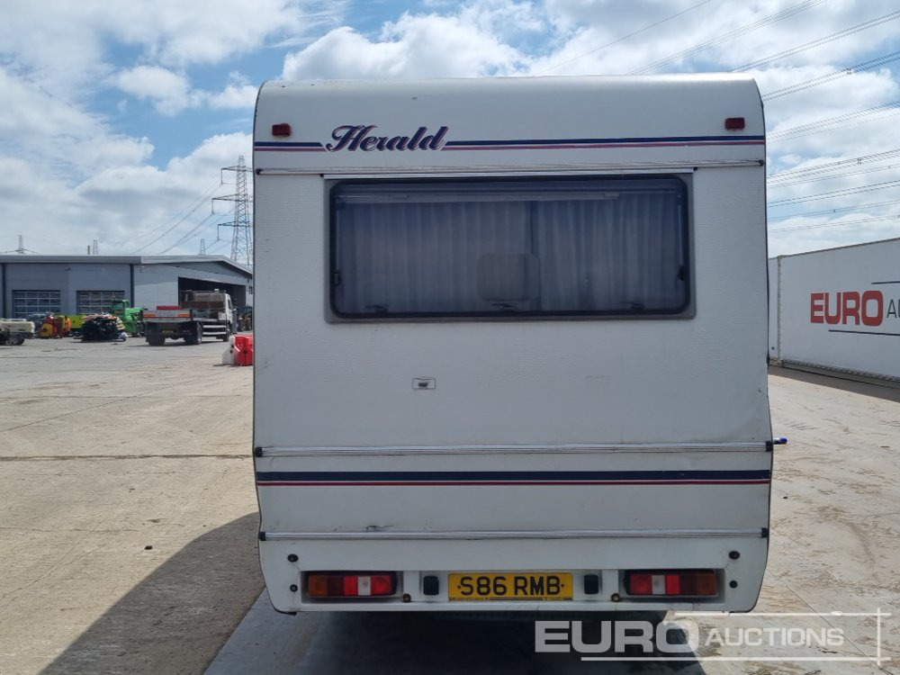 Ford Herald 5 Speed 3 Birth Motor Home, W/C, Cooker - 캠핑 밴 : 사진 4 Ford Herald 5 Speed 3 Birth Motor Home, W/C, Cooker - 캠핑 밴 : 사진 4