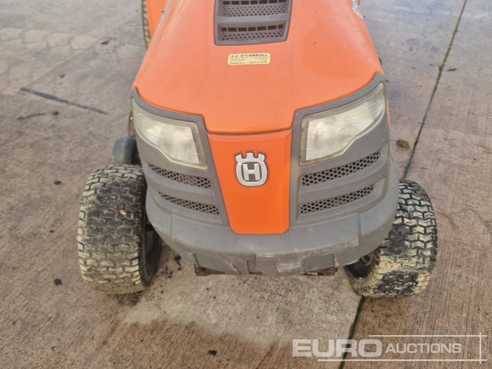 정원 모어 Husqvarna Petrol Ride on Lawnmower (Non Runner) : 사진 9