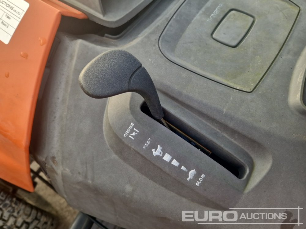 정원 모어 Husqvarna Petrol Ride on Lawnmower (Non Runner) : 사진 13
