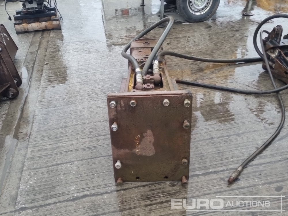 Hydraulc Breaker - 유압 해머 : 사진 4 Hydraulc Breaker - 유압 해머 : 사진 4