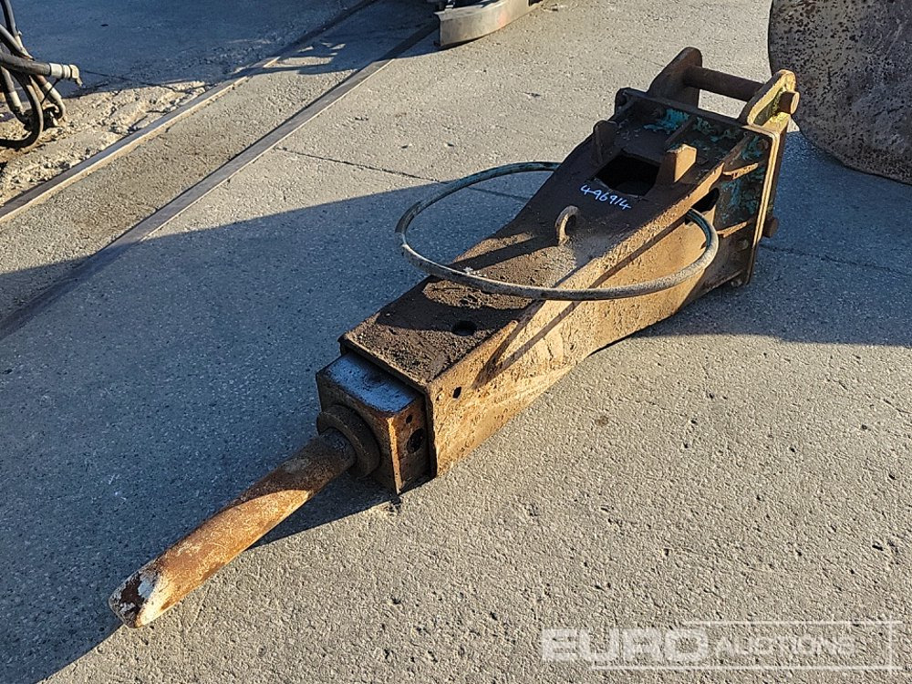 Hydraulic Breaker 60mm Pin to suit 10-12 Ton Excavator - 유압 해머 : 사진 1 Hydraulic Breaker 60mm Pin to suit 10-12 Ton Excavator - 유압 해머 : 사진 1