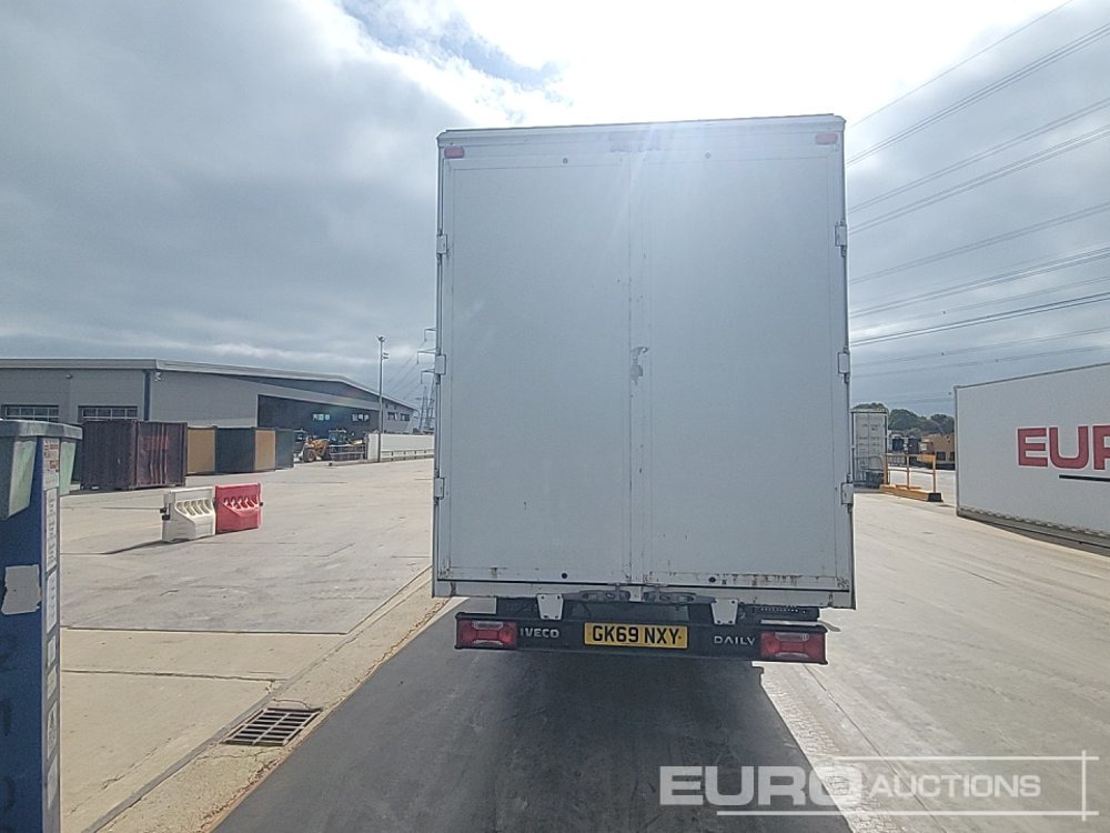 Iveco 35-160 - 박스 밴 : 사진 4 Iveco 35-160 - 박스 밴 : 사진 4