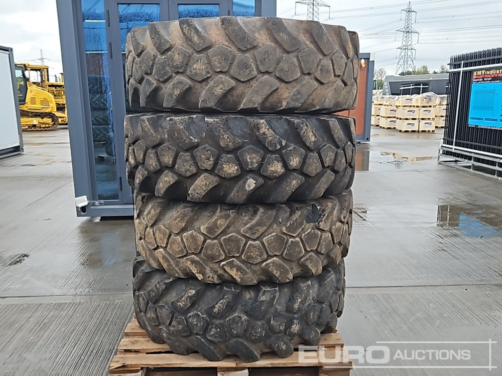 JCB 15.5-25 Tyre (4 of) - 타이어 : 사진 4 JCB 15.5-25 Tyre (4 of) - 타이어 : 사진 4