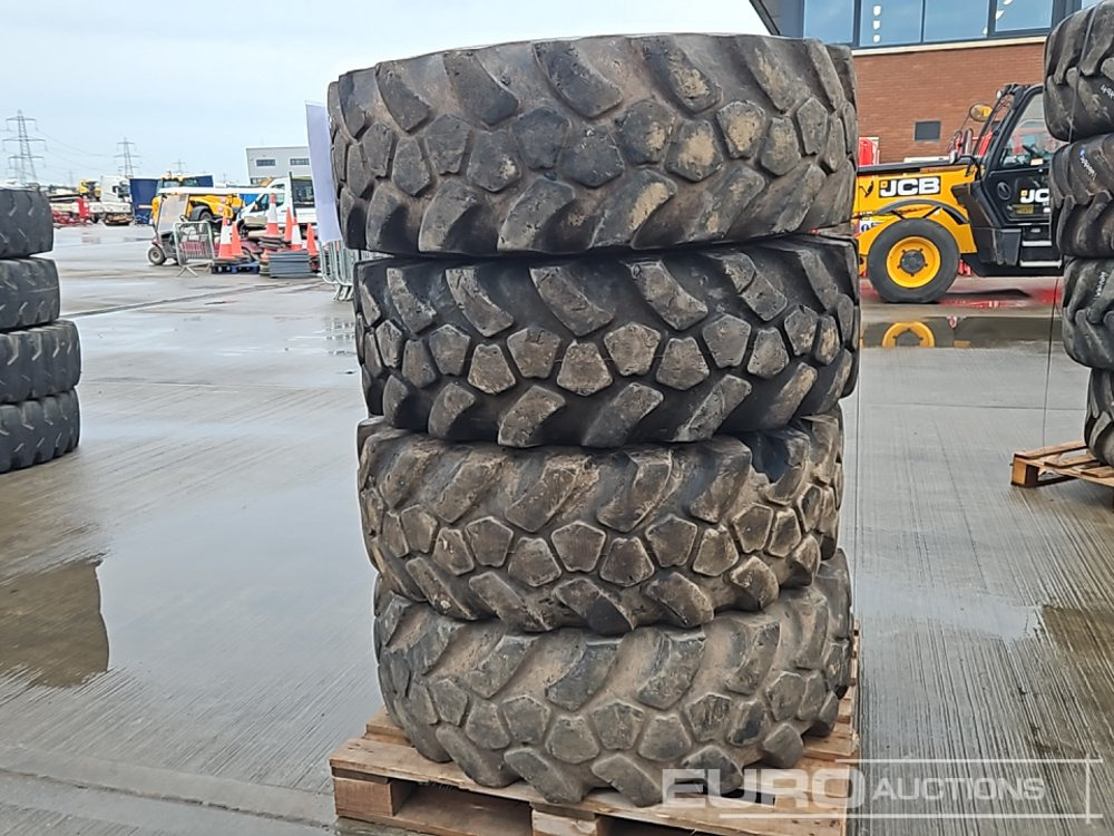 JCB 15.5-25 Tyre (4 of) - 타이어 : 사진 2 JCB 15.5-25 Tyre (4 of) - 타이어 : 사진 2