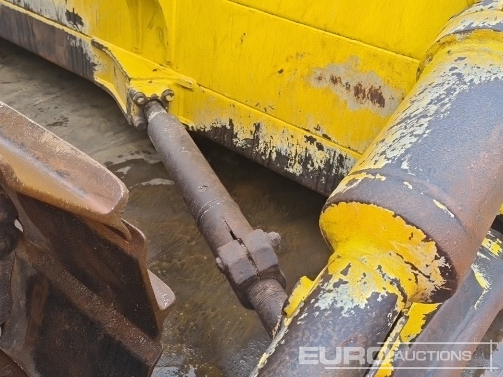 불도저 Komatsu D65PX-15 : 사진 26 불도저 Komatsu D65PX-15 : 사진 26