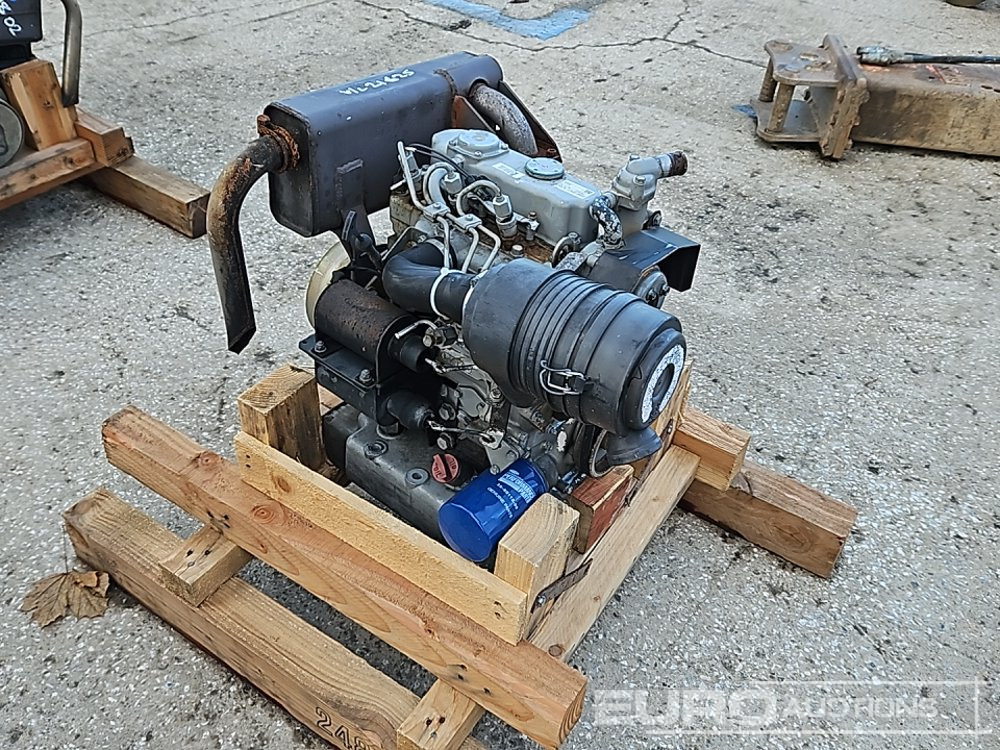 Kubota 3 Cylinder Engine - 엔진 : 사진 1 Kubota 3 Cylinder Engine - 엔진 : 사진 1