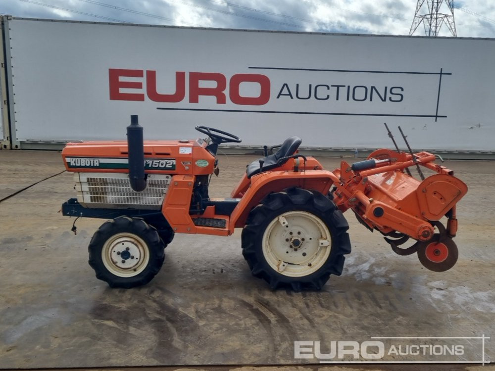 Kubota B1502 - 스트래들 트랙터 : 사진 2 Kubota B1502 - 스트래들 트랙터 : 사진 2