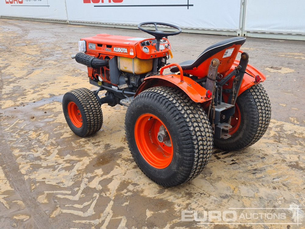 Kubota B7100D - 스트래들 트랙터 : 사진 3 Kubota B7100D - 스트래들 트랙터 : 사진 3