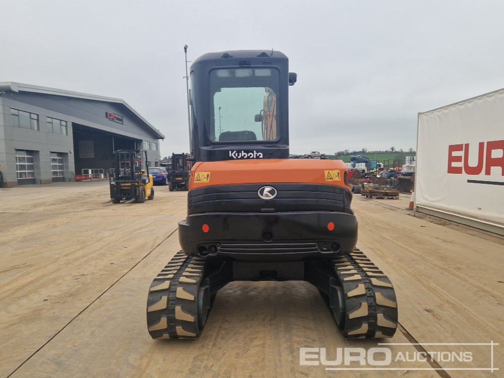 Kubota U55-4 - 미니 굴삭기 : 사진 4 Kubota U55-4 - 미니 굴삭기 : 사진 4
