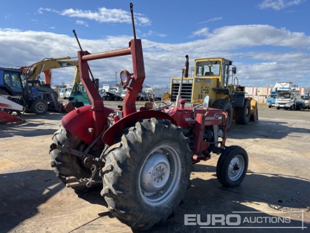 Massey Ferguson 135 - 장궤형 트랙터 : 사진 3 Massey Ferguson 135 - 장궤형 트랙터 : 사진 3