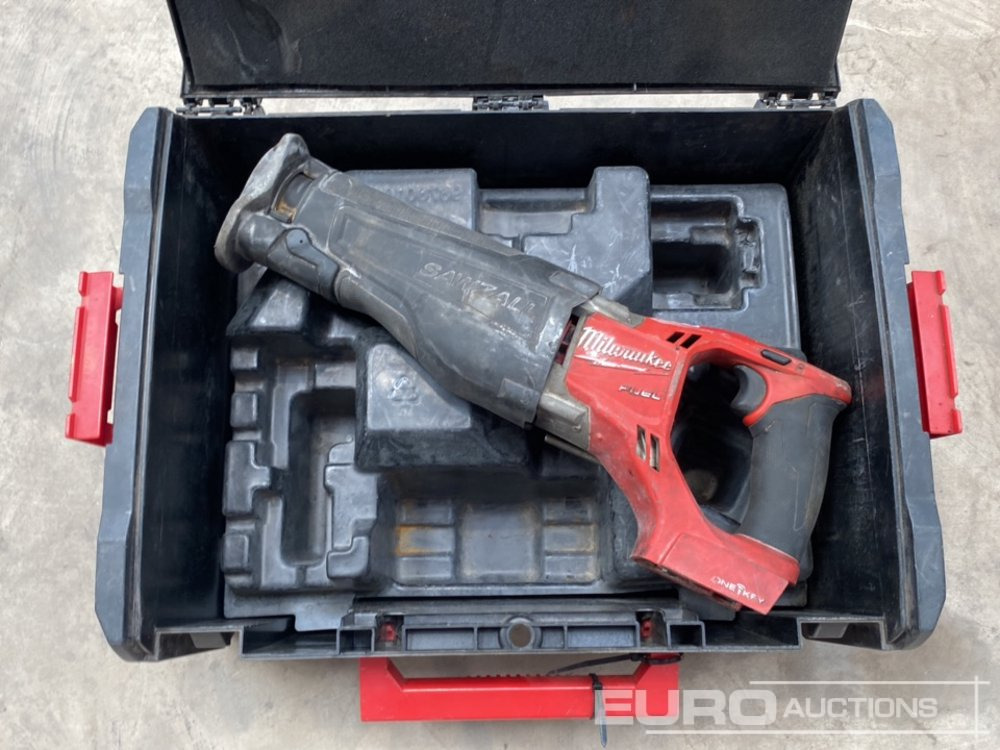 Milwaukee M18 ONESX 18 Volt Recip Saw (Body & Case Only) - 건설장비 : 사진 5 Milwaukee M18 ONESX 18 Volt Recip Saw (Body & Case Only) - 건설장비 : 사진 5