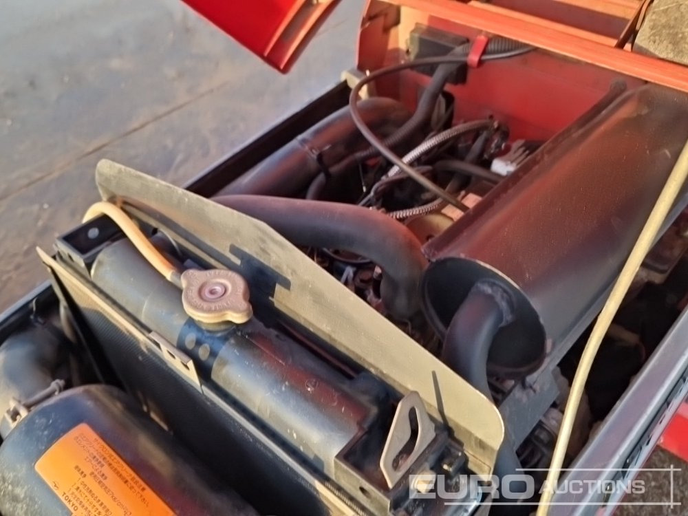 스트래들 트랙터 Mitsubishi MT160 : 사진 14 스트래들 트랙터 Mitsubishi MT160 : 사진 14