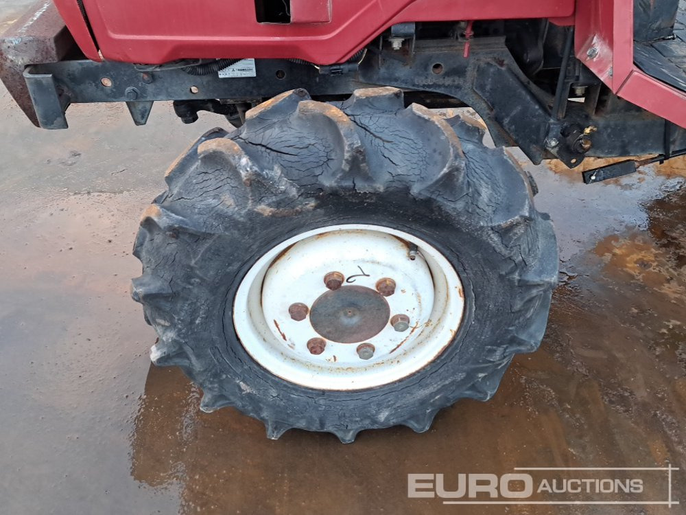 Mitsubishi MT185 - 스트래들 트랙터 : 사진 5 Mitsubishi MT185 - 스트래들 트랙터 : 사진 5