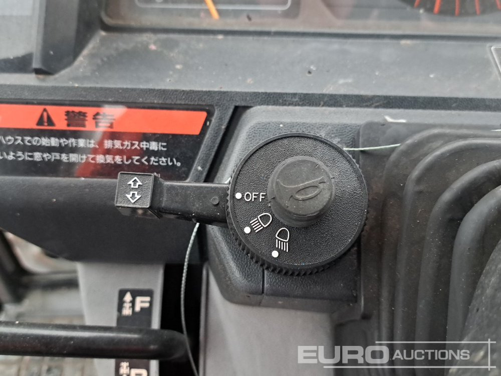 스트래들 트랙터 Mitsubishi MT246 : 사진 11