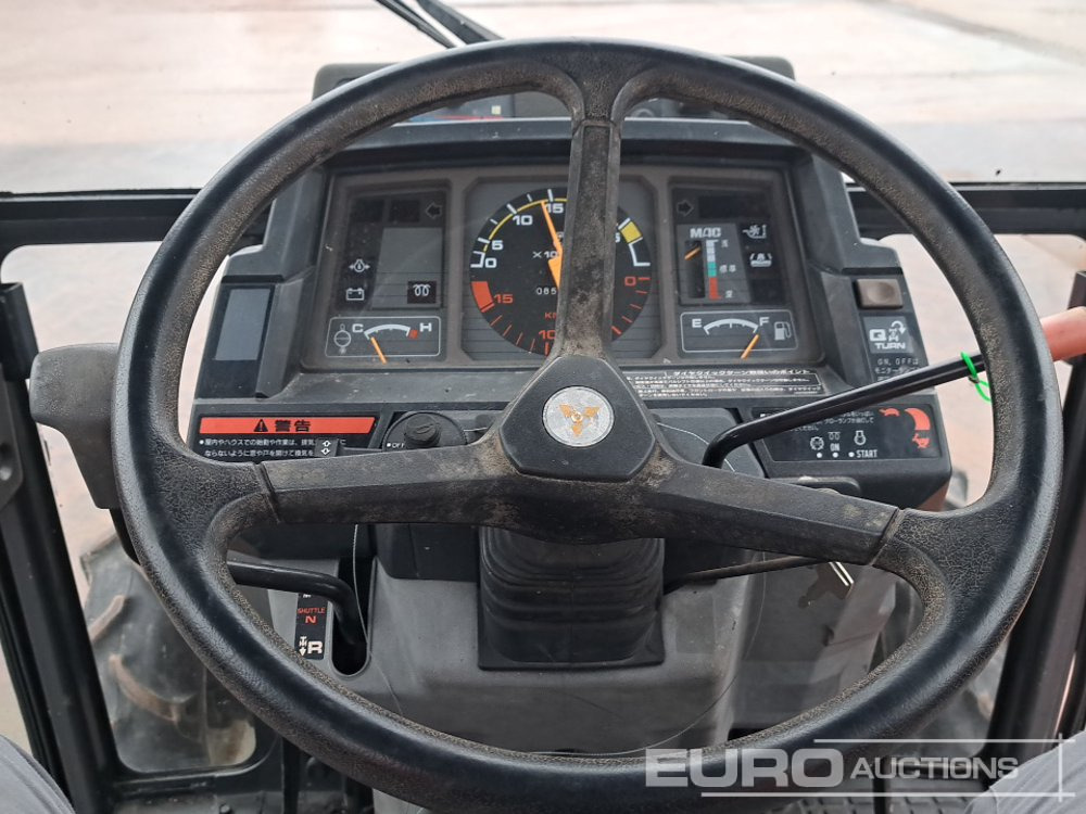 스트래들 트랙터 Mitsubishi MT246 : 사진 9