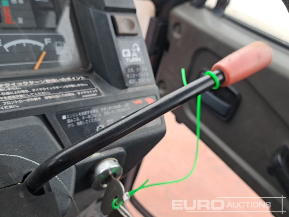 스트래들 트랙터 Mitsubishi MT246 : 사진 12