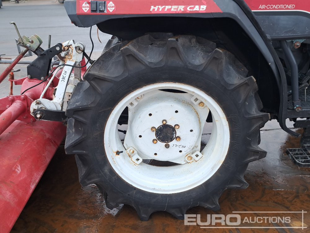 스트래들 트랙터 Mitsubishi MT246 : 사진 7