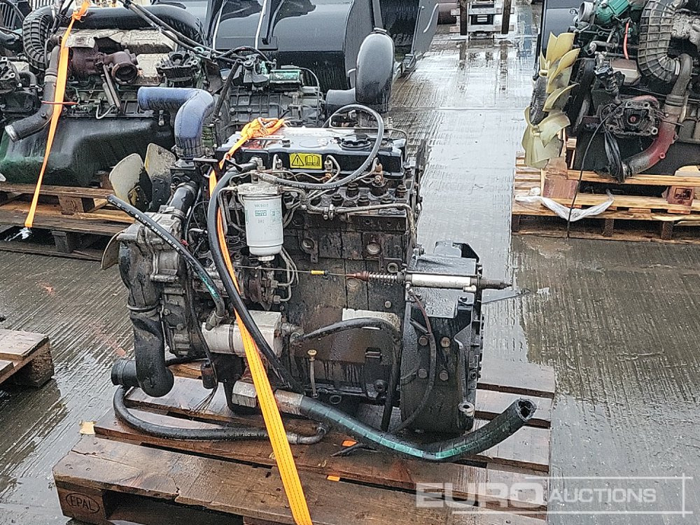 Perkins 4 Cylinder Engine - 엔진 : 사진 2 Perkins 4 Cylinder Engine - 엔진 : 사진 2