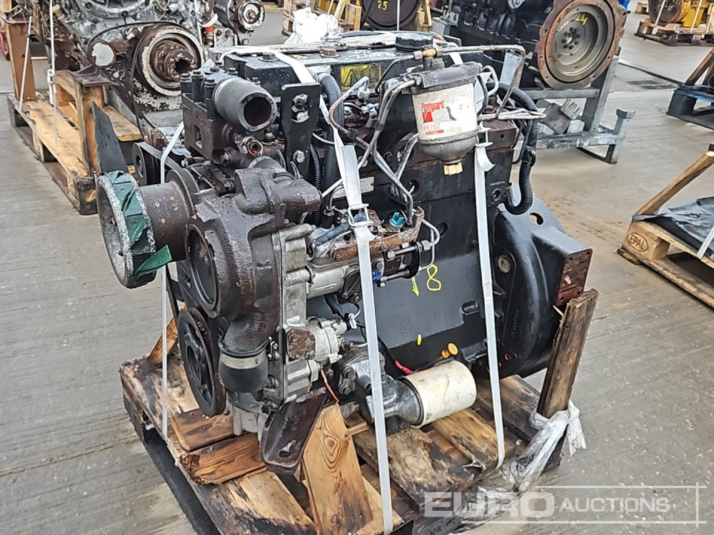 Perkins 4 Cylinder Engine - 엔진 : 사진 3 Perkins 4 Cylinder Engine - 엔진 : 사진 3