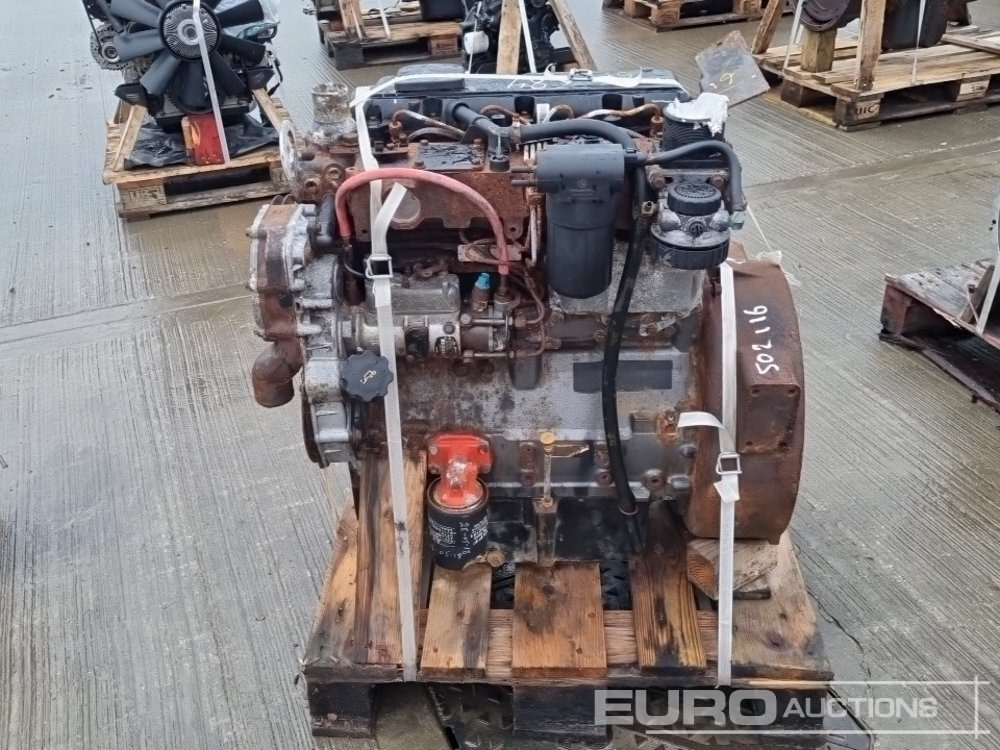 Perkins 4 Cylinder Engine - 엔진 : 사진 2 Perkins 4 Cylinder Engine - 엔진 : 사진 2